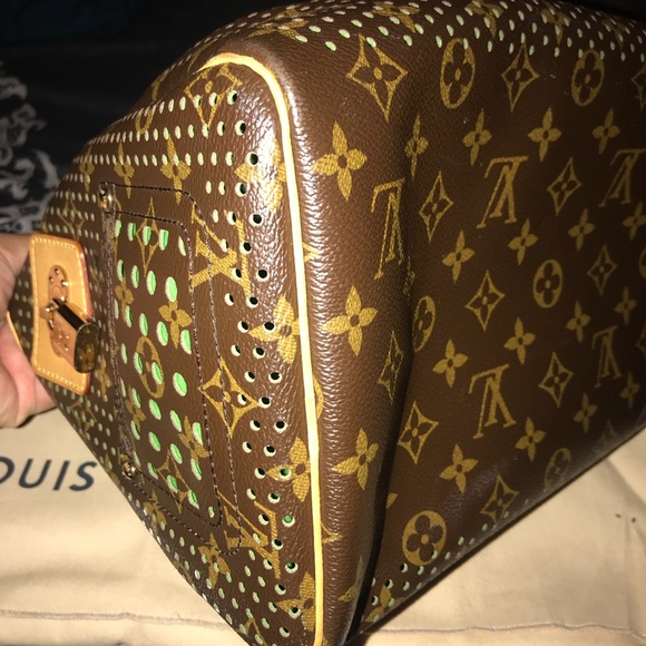 Louis Vuitton Limited Edition perforated Speedy - Picture 6 of 8